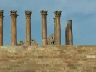 صور Ancient columns of the Temple of Artemis متحف