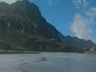 صور Lake Tsongmo بحيرة