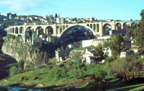 Constantine was the capital city of Numidia, the Berber empire. Founded in III century BC, it is famous for remains of Roman buildings, mosques and mausoleums