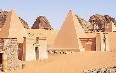 Nubian pyramids 图片