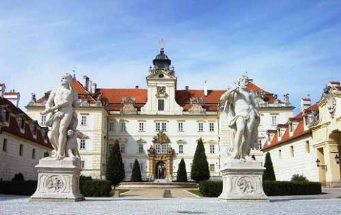 Liechtenstein princely family had spent almost 3 centuries for the creation of this vast estate in the Baroque style. As a result, an area of 250 sq. km. of the Valtice castle is home to several buildings, garden houses, romantic pavilions etc