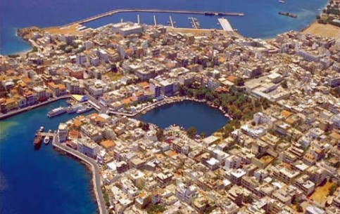 Elounda, former fishermen village, today is an ideal place for quiet romantic rest. Comfortable hotels, numerious cafes and restaurants,various shops. Submerged ruins of an ancient city