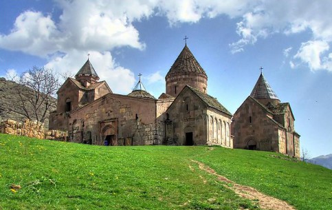 Средневековый монастырь Гошаванк или Нор-Гетик, в свое время крупнейший культурный и духовный центр Армении, ныне является историко-архитектурным музеем